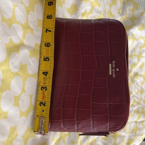 Kate Spade Faux Crocodile embossed cosmetic case - Picture 13 of 13